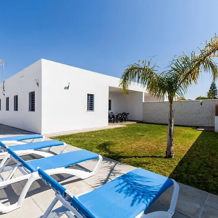 Holiday home Olivares *